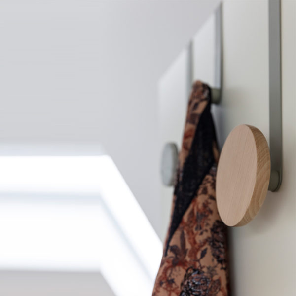 OVER THE DOOR HOOK MEDIUM-MARBLE - Image 2