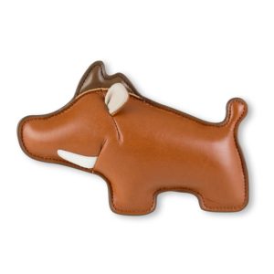 zuny-zuny-boar-babu-relief-paperweight-tan