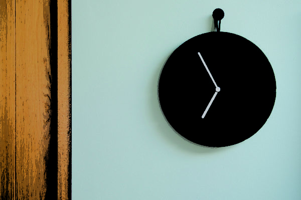 BIG HUG WALL CLOCK - lemon - Image 5