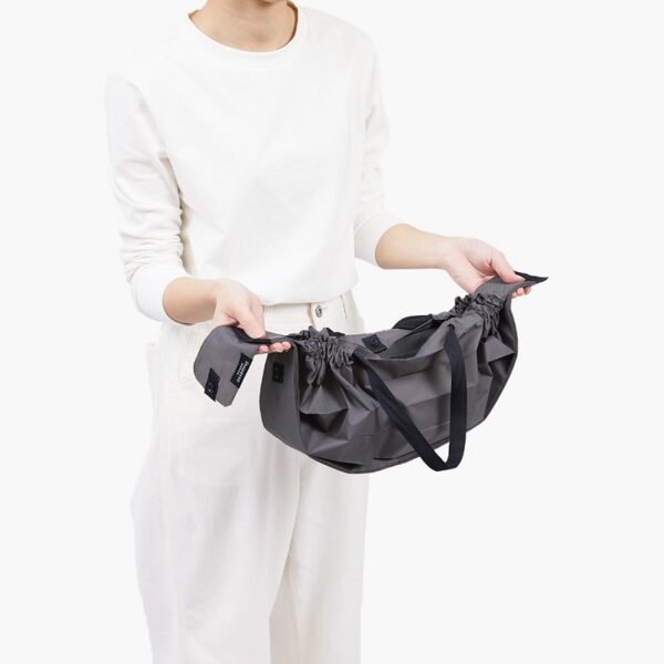 Shupatto compact foldable shopping bag size M - Charcoal (Sumi) - Image 6