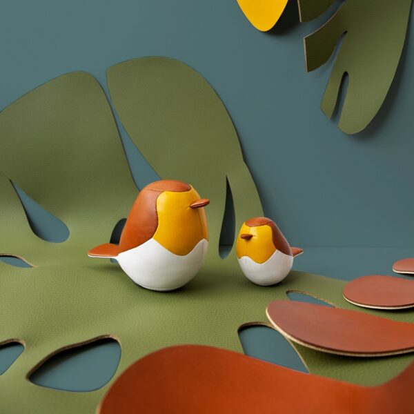 Bird Robin Ochre Paperweight 250gr - Image 5