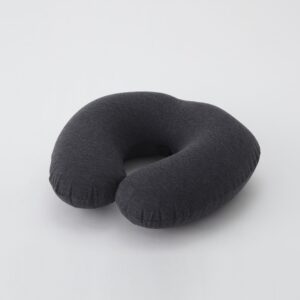 marna-fuu-one-breath-neck-pillow-gray