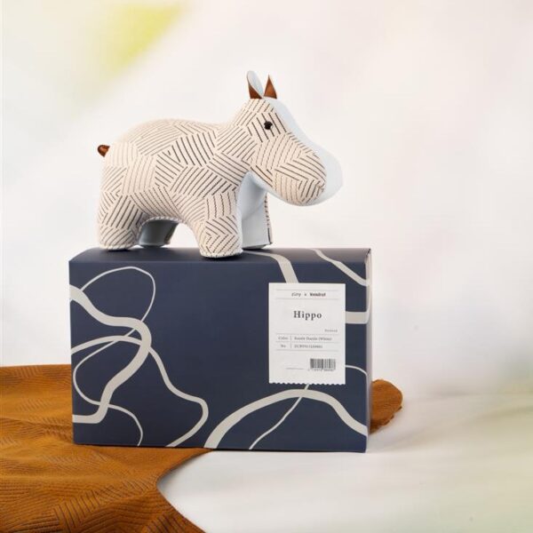 Hippo Kvadrat Razzle Dazzle white bookend - Image 6